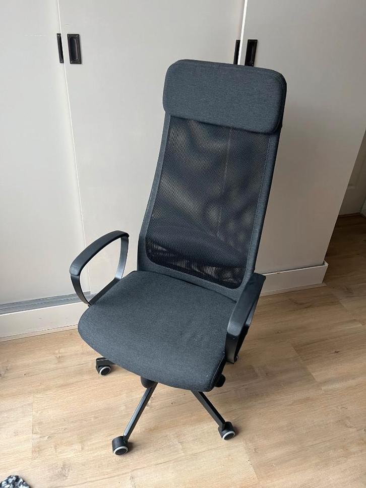 IKEA MARKUS Bureaustoel - Donkergrijs - Nette staat, Huis en Inrichting, Bureaustoelen, Zo goed als nieuw, Bureaustoel, Grijs