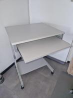 bureau computerbureau met uitschuifbaar, Huis en Inrichting, Ophalen, Met wielen, Gebruikt, Bureau