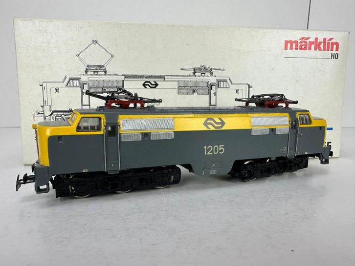Märklin 3055 - Serie 1200 - Zo goed als nieuw!, Hobby en Vrije tijd, Modeltreinen | H0, Zo goed als nieuw, Locomotief, Wisselstroom