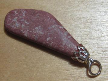 han. 7x aparte edelsteenhanger THULIET (4) beschikbaar voor biedingen
