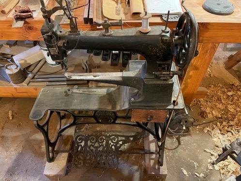 Zware Dürkopp Adler langarm naaimachine klasse 17, Antiek en Kunst, Antiek | Naaimachines, Ophalen