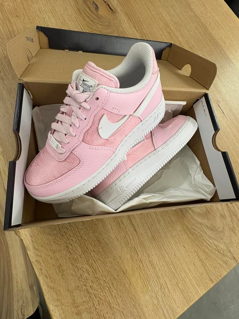 Nike air force 1 low LXX maat 37,5, Kleding | Dames, Schoenen, Ophalen of Verzenden, Zo goed als nieuw, Wit, Sneakers of Gympen