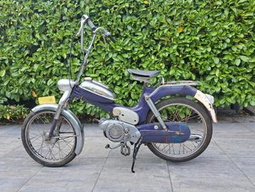 Te koop Puch MV50,  3 voetversnellingen beschikbaar voor biedingen
