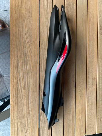 Suzuki GSX-S1000 Rechter Kap (2016-2020) beschikbaar voor biedingen