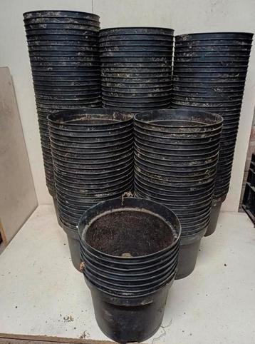 Kweekpotten 5 liter beschikbaar voor biedingen