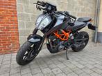 KTM Duke 390 ABS A2 motor weinig KM's + fabrieks garantie, Motoren, Particulier, 373 cc, 1 cilinder, 12 t/m 35 kW
