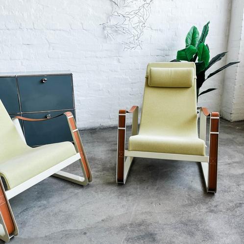 Vitra - Cité - Fauteuil - Geel/Creme - Jean Prouvé - TOPstaa, Huis en Inrichting, Stoelen, Gebruikt, Eén, Leer, Stof, Overige kleuren