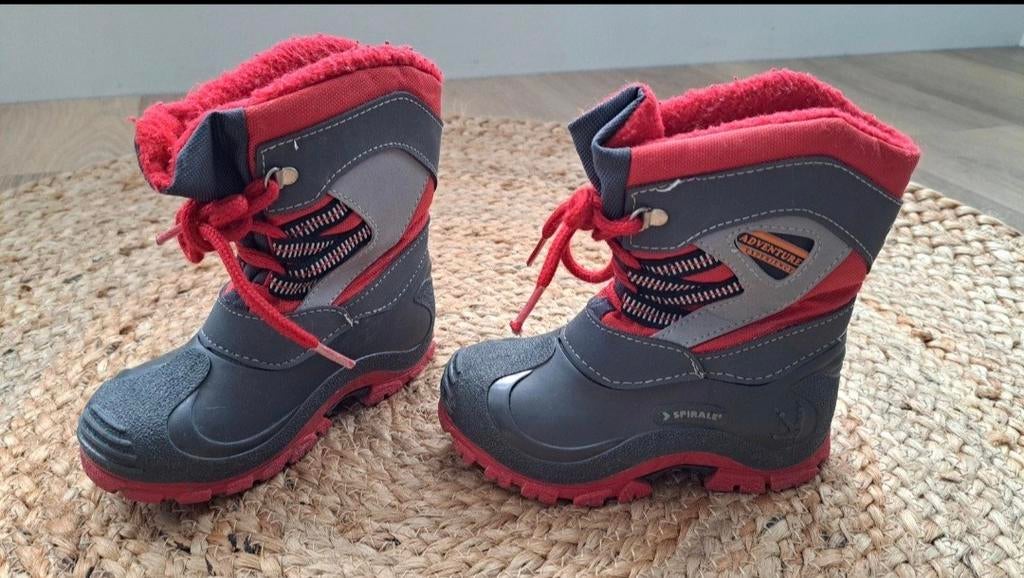 Nette snowboots maat 25, Jongen of Meisje, Ophalen of Verzenden, Onbekend, Laarzen
