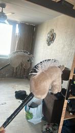 Hobbyhorse te koop, Ophalen
