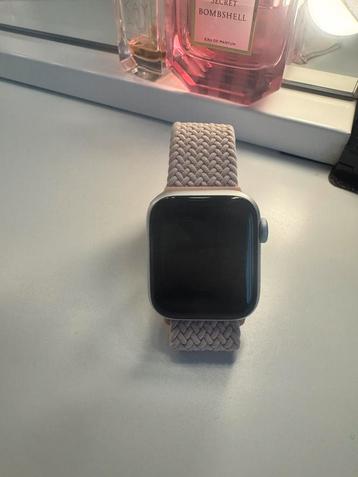 Apple 40 mm Aliminium beschikbaar voor biedingen