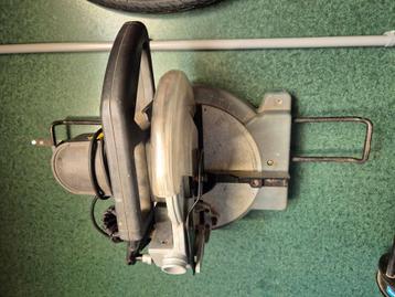 Afkortzaag  beschikbaar voor biedingen