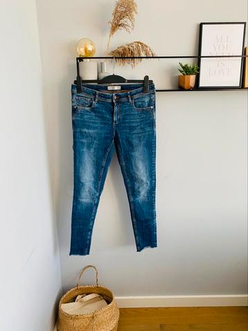 Jeans/ spijkerbroek/ lange broek van Zara, maat L/40 beschikbaar voor biedingen