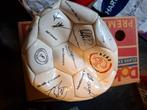 Ajax Bal 1995 met handtekeningen, Verzamelen, Sportartikelen en Voetbal, Ophalen of Verzenden, Ajax, Overige typen