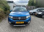 Dacia Sandero 0.9 TCe Stepway Lauréate, Voorwielaandrijving, Gebruikt, Blauw, Origineel Nederlands