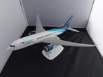 Kunststof model van een KN Freightnet Boeing 787-8 (M30), Ophalen of Verzenden, Schaalmodel, Zo goed als nieuw
