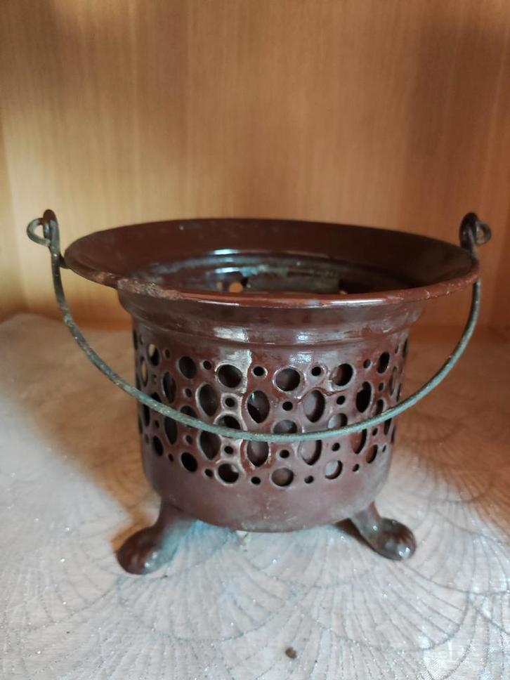 Oud donkerbruin emaille theelichtje of waxinelichthouder, Antiek en Kunst, Antiek | Emaille, Verzenden