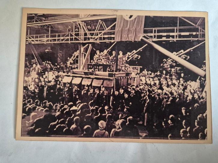 Foto toespraak Hitler Krupp fabriek met toelichting, Verzamelen, Militaria | Tweede Wereldoorlog, Foto of Poster, Duitsland, Ophalen of Verzenden