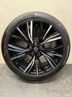 19” Nissan Juke F16, Qashqai J11, Kadjar Velgen + Banden 225, 19 inch, Gebruikt, Banden en Velgen, Ophalen of Verzenden