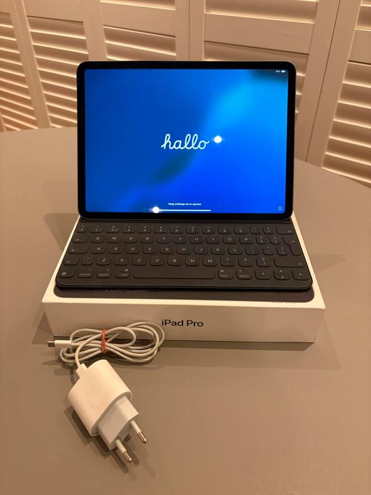iPad Pro 11" 2018 64GB + Apple Typecover, Computers en Software, Apple iPads, Zo goed als nieuw, Apple iPad Pro, Wi-Fi, 11 inch