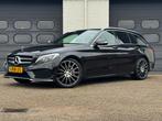 Mercedes-Benz C-Klasse C180 AMG AUT HUD LEDER ELEK KLEP CLIM, Auto's, Mercedes-Benz, Automaat, 745 kg, Achterwielaandrijving, Zwart