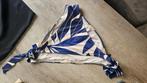 Nieuwe blauwe triumph strik bikini broekje, maat 44, Ophalen of Verzenden, Zo goed als nieuw, Blauw, Bikini