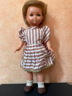 Pop / Bella 32 cm., Verzamelen, Poppen, Verzenden, Gebruikt, Pop