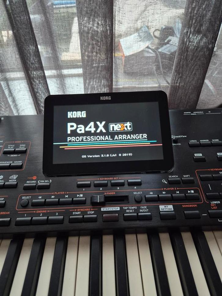 Korg Pa4X Next Professional Arranger Keyboard, Muziek en Instrumenten, Keyboards, Zo goed als nieuw, Overige aantallen, Korg, Aanslaggevoelig
