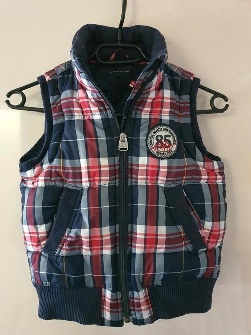 TOMMY HILFIGER bodywarmer, maat 6 (116), Kinderen en Baby's, Kinderkleding | Maat 116, Zo goed als nieuw, Jas, Ophalen