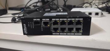 2x Dahua 8-Poort PoE Switch - Ideaal voor Camera's! beschikbaar voor biedingen