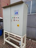 Motorsturing frequentieregelaar plc in elektrakast, Doe-het-zelf en Verbouw, Elektra en Kabels, Ophalen, Gebruikt, Overige typen