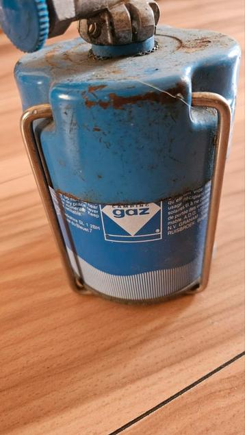 Half gevuld Campingaz gas flesje voor bijv koken  beschikbaar voor biedingen