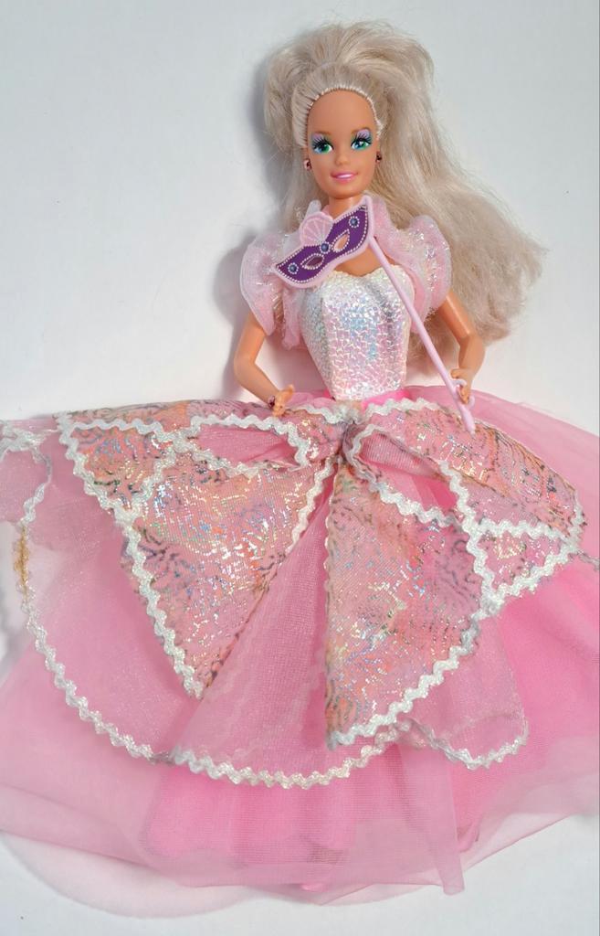 Vintage Mattel Barbie Fantasy Costume Ball 1991, Verzamelen, Poppen, Zo goed als nieuw, Fashion Doll, Ophalen of Verzenden