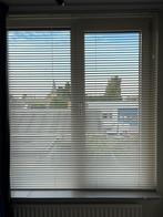 Aluminium jaloezieën/ luxaflex Veneta, Ophalen, Gebruikt, Crème, 150 tot 200 cm