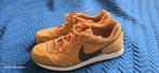 Nike Venture Runner Suede schoenen – oranje – maat 46, Overige kleuren, Nike, Ophalen of Verzenden, Sneakers of Gympen