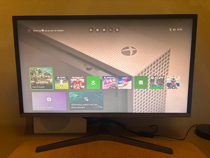 Xbox One S All Digital + Controller + Accu's, Spelcomputers en Games, Spelcomputers | Xbox Series X en S, Zo goed als nieuw, Ophalen of Verzenden