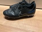 Nike voetbalschoenen maat 37, Maat XS of kleiner, Ophalen, Zo goed als nieuw, Schoenen