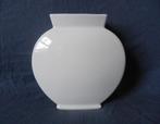 Wit porseleinen vaas model Louvre Hutschenreuter h 14,4 NW2, Antiek en Kunst, Ophalen of Verzenden