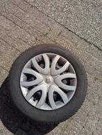 Krisalp winterbanden en Renault wieldoppen, Auto diversen, Wieldoppen, Ophalen, Gebruikt