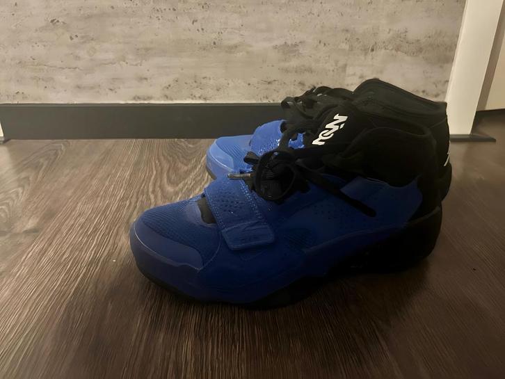 Jordan Zion 2, Kleding | Heren, Schoenen, Zo goed als nieuw, Blauw, Verzenden