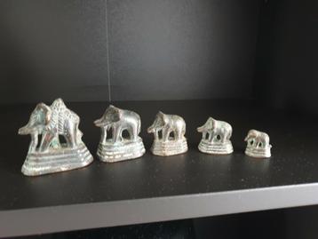 Opium gewichten set van 5. Olifanten verzamalen beschikbaar voor biedingen