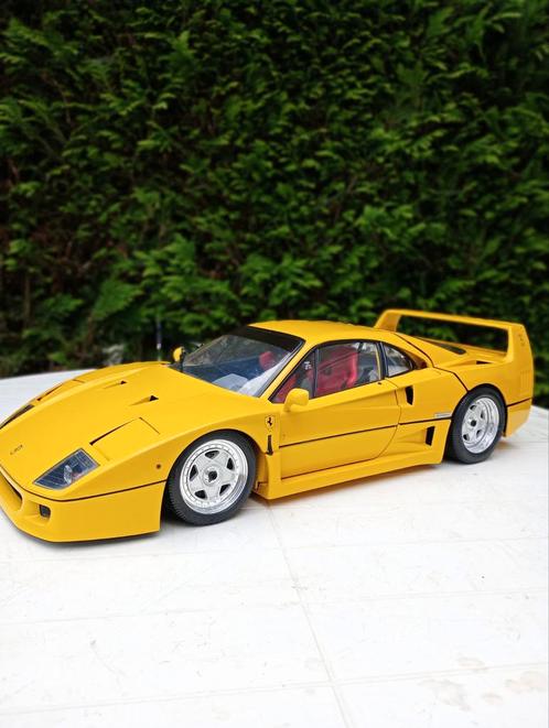 Ferrari F40 Pocher by Rivarossi 1:8, Hobby en Vrije tijd, Modelauto's | 1:5 tot 1:12, Gebruikt, Auto, Ophalen of Verzenden