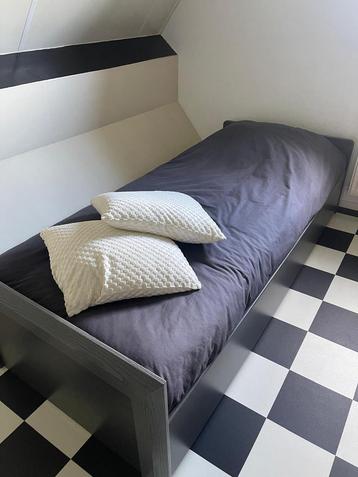 Eenpersoons bed inclusief matras * nieuw * 🛏️