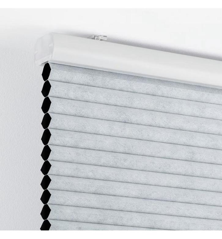 2x IKEA verduisterende plisségordijnen – 110 cm & 120 cm, Huis en Inrichting, Stoffering | Gordijnen en Lamellen, Zo goed als nieuw