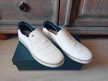Tommy Hilfiger Iconic, maat 44 beschikbaar voor biedingen