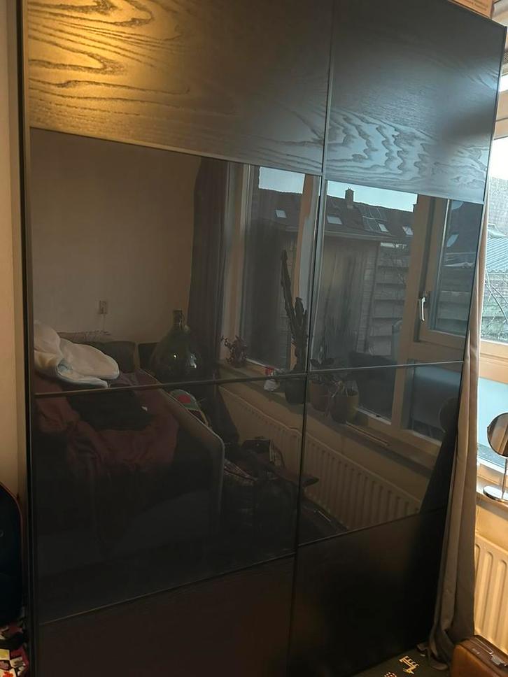 IKEA pax kledingkast met schuifdeuren (hout + glas), Huis en Inrichting, Kasten | Kledingkasten, Zo goed als nieuw, 200 cm of meer