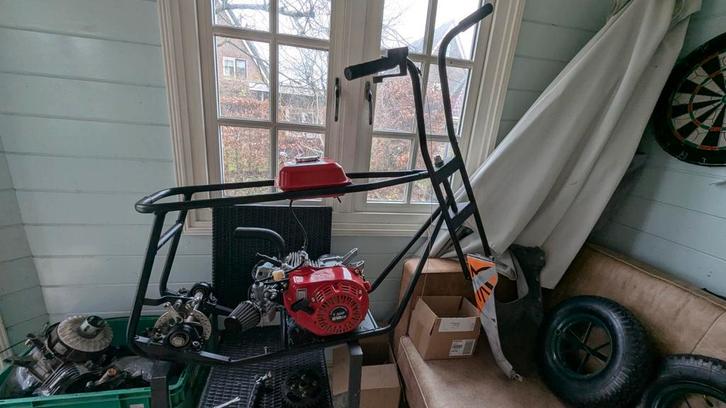 Minibike 212cc Project - Opknapper, Fietsen en Brommers, Overige Fietsen en Brommers, Gebruikt, Ophalen