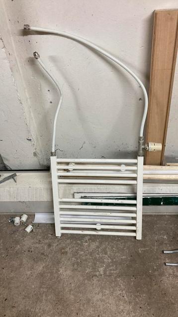 Design radiator 50/50 cm beschikbaar voor biedingen
