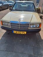 Mercedes-Benz 190 Benzine AUT 1984 Belasting vrij Oldtimer, Auto's, Automaat, Beige, 4 cilinders, Beige
