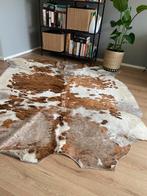 Koeienhuid vloerkleed, Huis en Inrichting, Stoffering | Tapijten en Kleden, Gebruikt, Crème, 150 tot 200 cm, 200 cm of meer