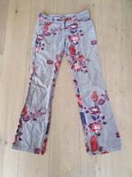 Beige Oilily broek + rode/paarse bloemen S., Kleding | Dames, Broeken en Pantalons, Oilily, Beige, Ophalen of Verzenden, Maat 36 (S)